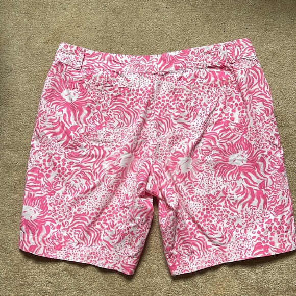 Chipper Short, lion pattern - Picture 2 of 4